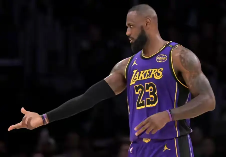 约合同, 在NBA里, 姆斯打出了