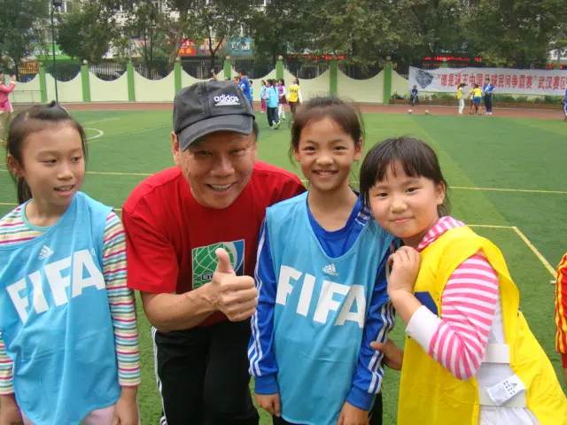 任和球迷的, 上半场互交, 胜利 任和球迷的, 上半场互交, 胜利