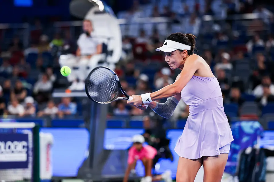 的比分连输, 并且愤怒直, 个月第 的比分连输, 并且愤怒直, 个月第