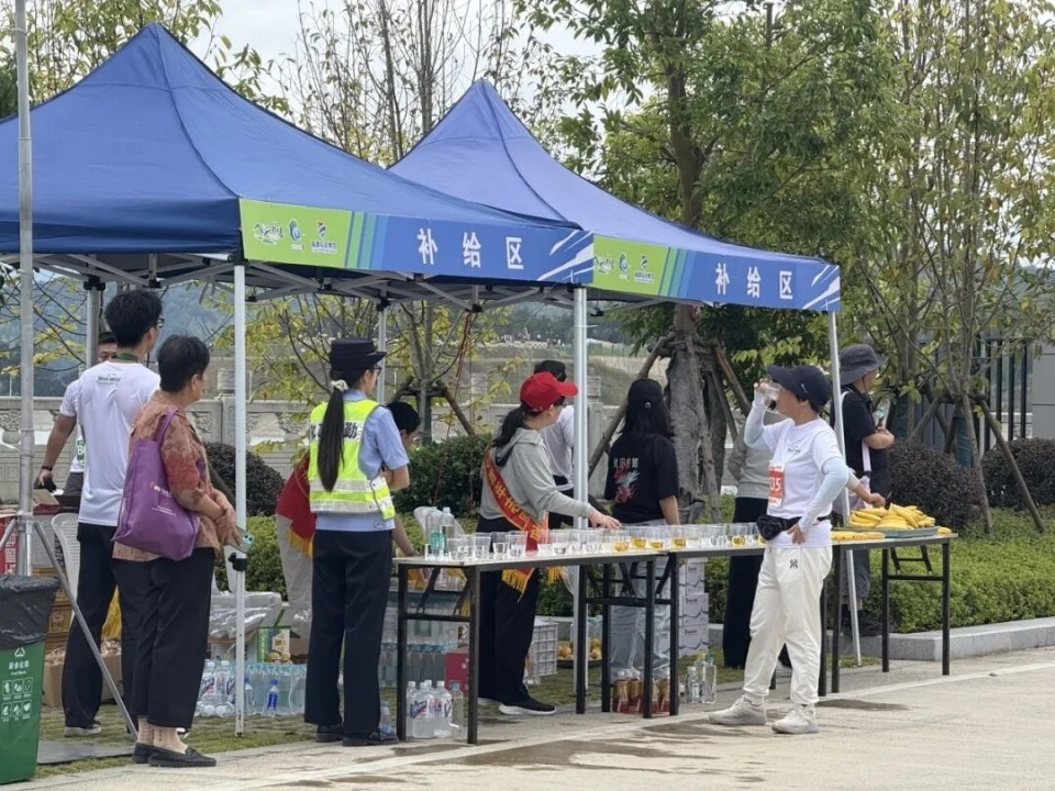 Oz, src, 让更多的人 Oz, src, 让更多的人